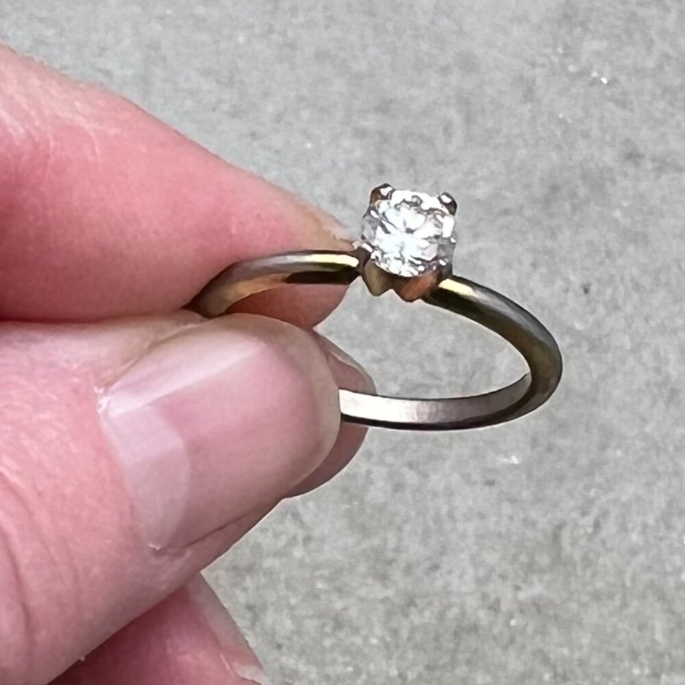 Vintage Cubic Zirconia Solitare Ring, Size 8